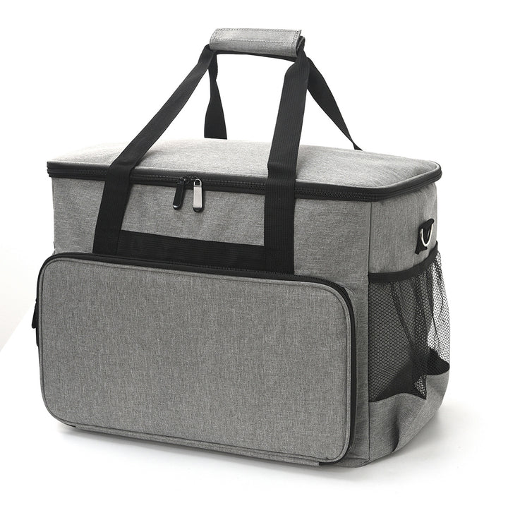 Insulated cooler bag with practical side pockets Stornfield