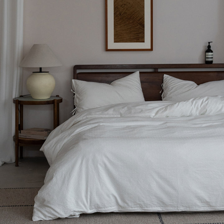Waffle-Jacquard Cotton Duvet Cover Set with Corner Tie Pillowcases