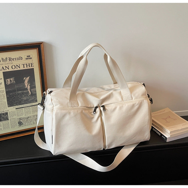 Sporty travel bag with expandable compartments Stornfield