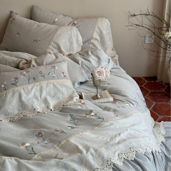 Embroidered Linen-Cotton Ruffled Duvet Cover Set with Lace Trim and Pillow Shams