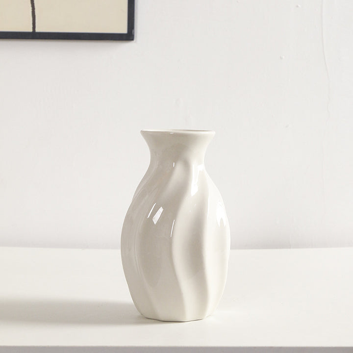 Artistic Swirling Ceramic Flower Vase Stornfeild