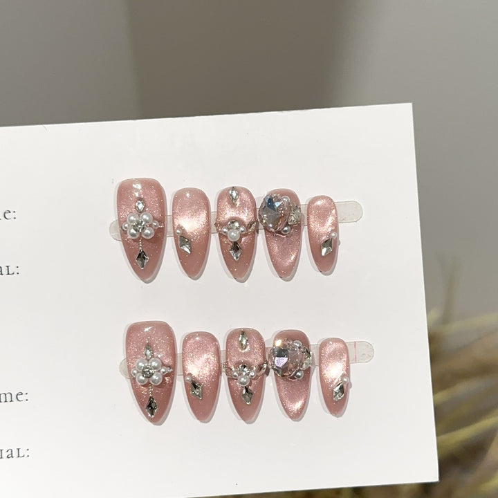 Glamorous Press-On Nail Art Set with Pearl and Stone Accents