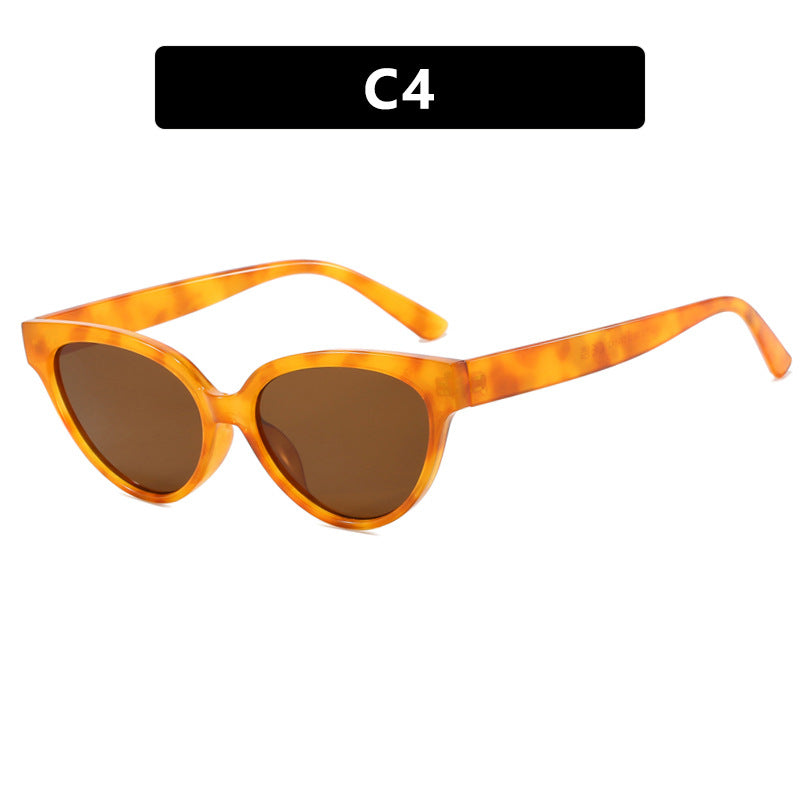 Ladies Cat-Eye Sunglasses with Luxurious Pattern and UV Protection Stornfield