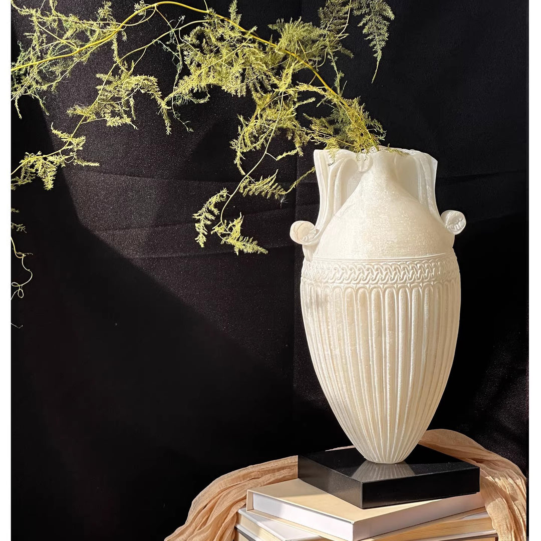 Elegant Decorative Sculpture Vase