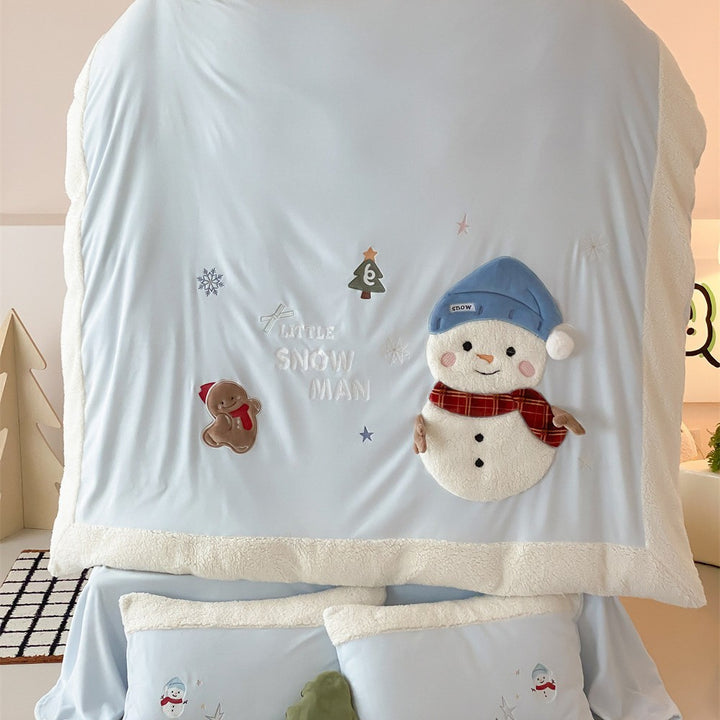 Children's bedding set with teddy fleece edge and three-dimensional snowman appliqués
