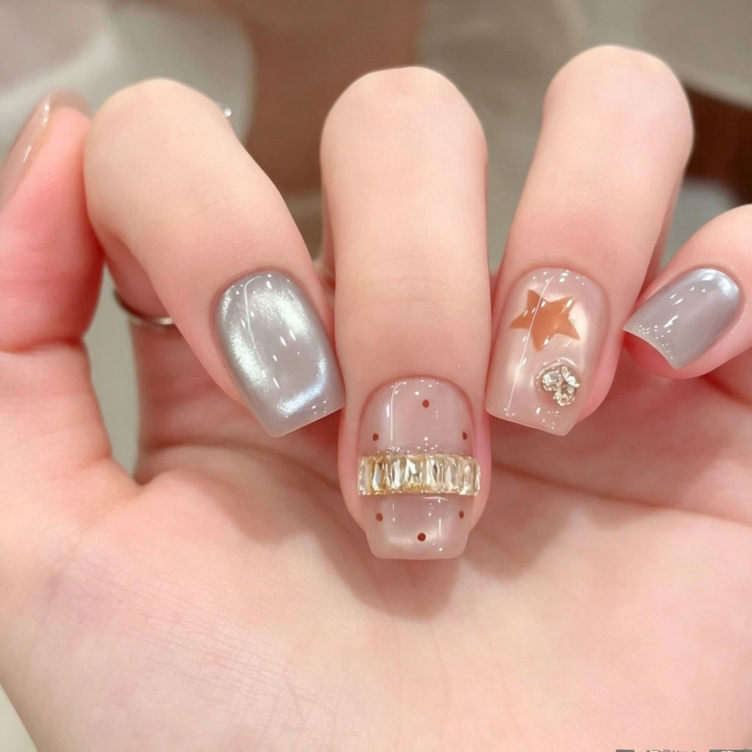 Decorative Press-On Nail Art Set with Rhinestone Accents Stornfield