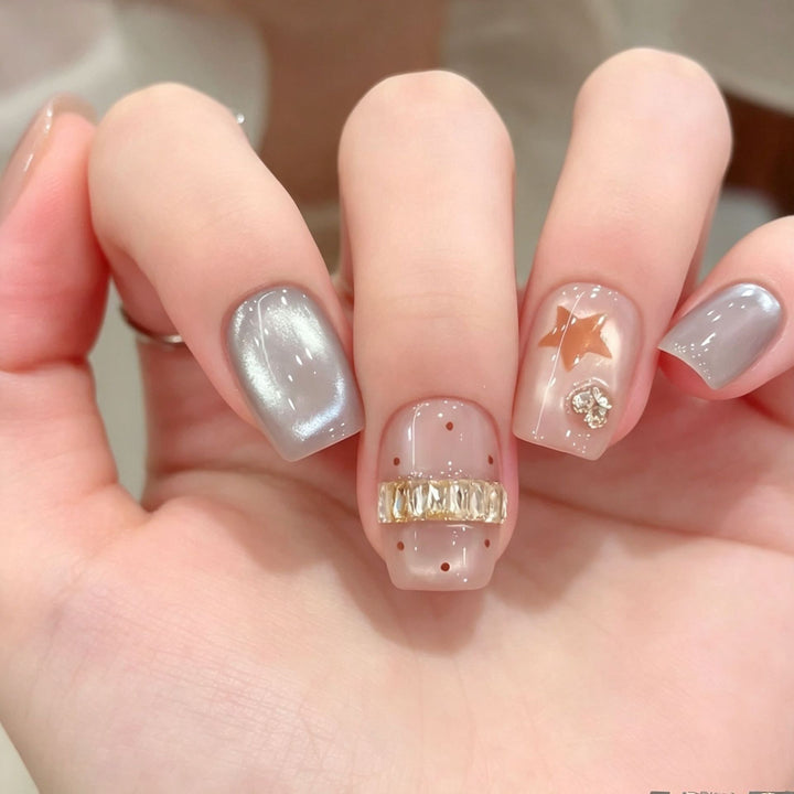 Decorative Press-On Nail Art Set with Rhinestone Accents Stornfield