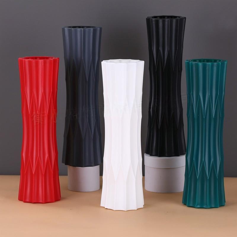 Decorative Modern Twist Stornfeild