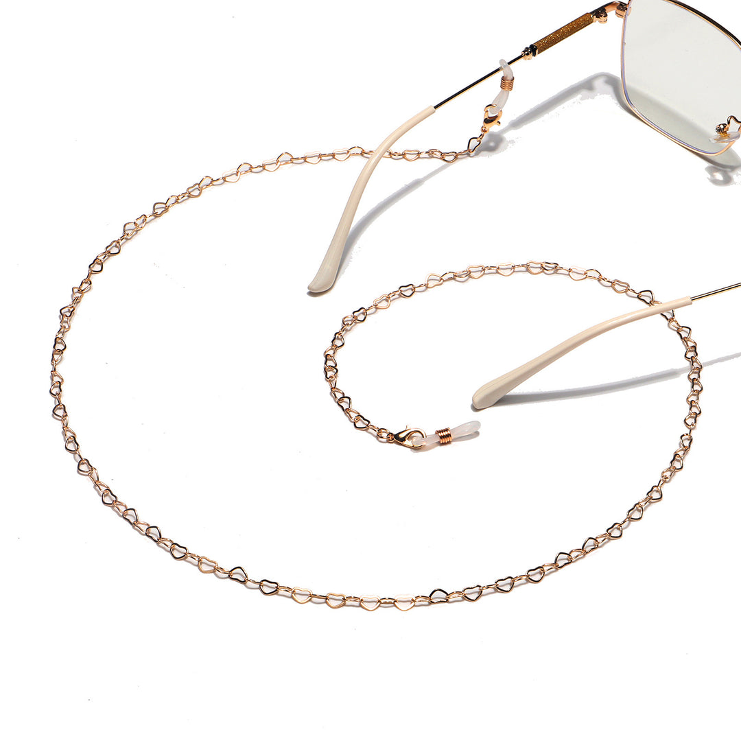 Heart-Shaped Link Necklace Stornfield