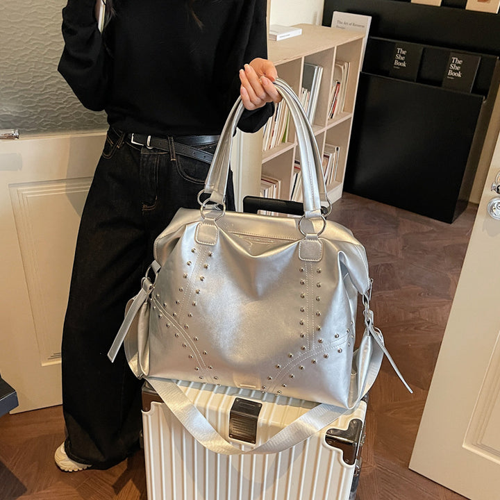 Elegant and Spacious Handbag Stornfield