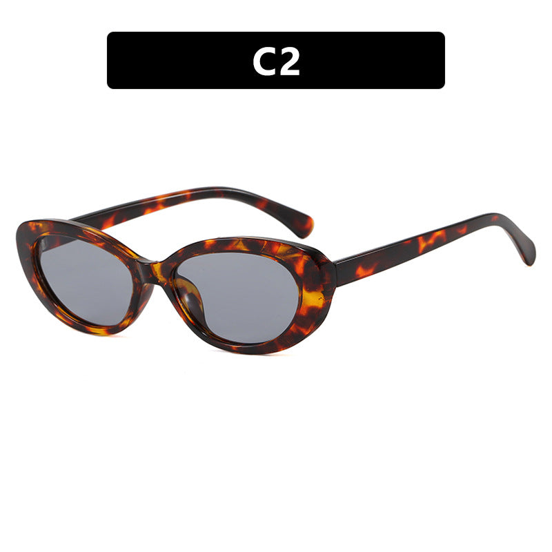 Women's fashionable cat-eye sunglasses with UV protection and elegant frame Stornfield