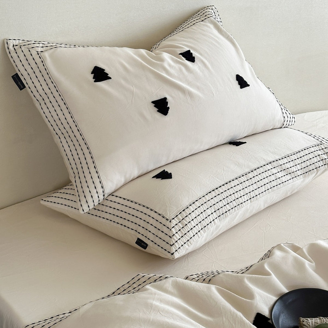 Embroidered Cotton Duvet Cover Set with Scattered Tuft Motifs and Triple-Stitch Border