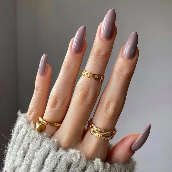 Premium Artificial Nails Stornfield