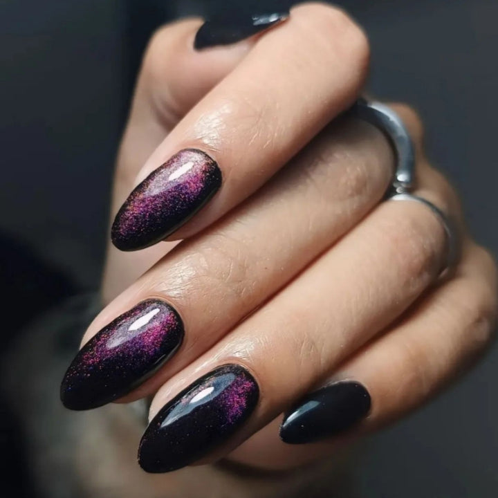 Artistic Press-On Nail Tips Stornfield