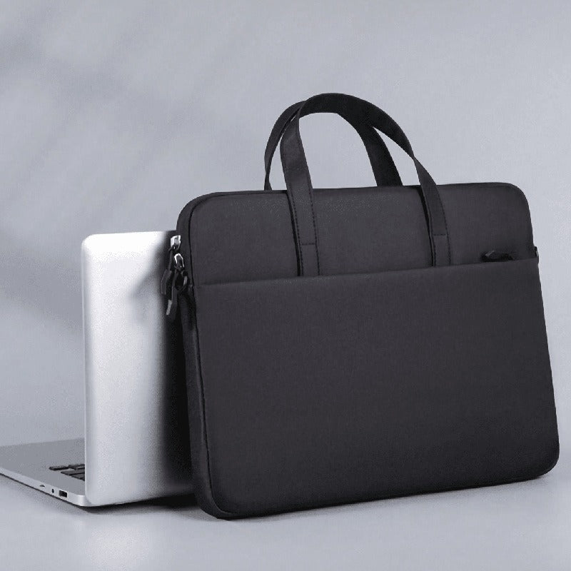 Shockproof laptop bag with extra padding Stornfield