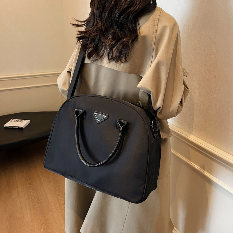Elegant Structured Handbag Stornfield