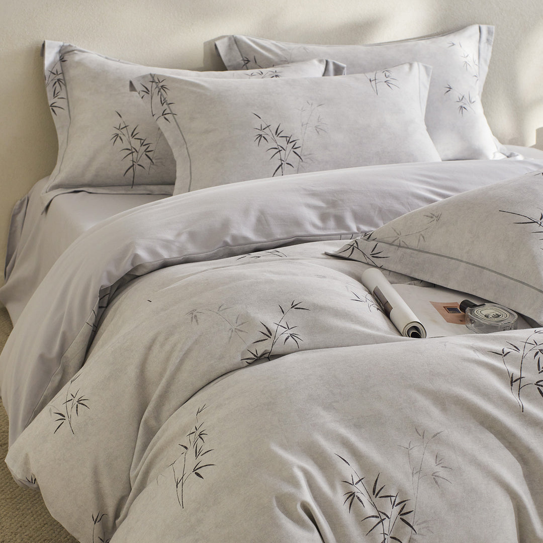 Reversible Botanical Cotton Sateen Duvet Cover Set with Pillow Shams