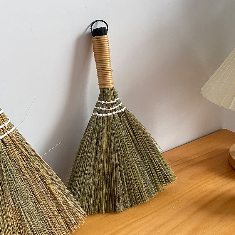 Women's Hand-Woven Broom Stornfield