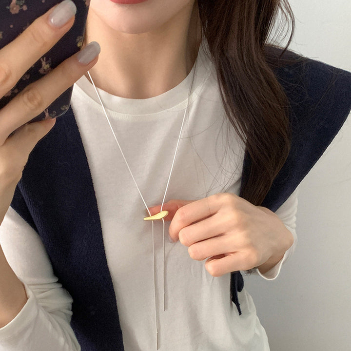 Minimalist Necklace with Elegant Pendant Stornfield