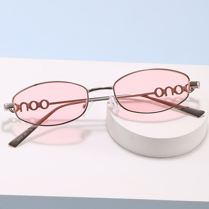 Fashionable Sunglasses in Elegant Oval Design Stornfield