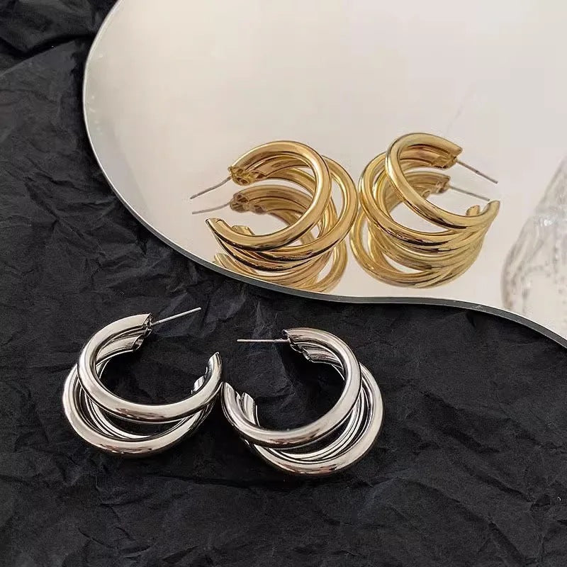 Fashionable Hoop Earrings Made of High-Quality, Polished Metal Stornfield