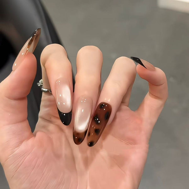 Decorative Press-On Nails Stornfield