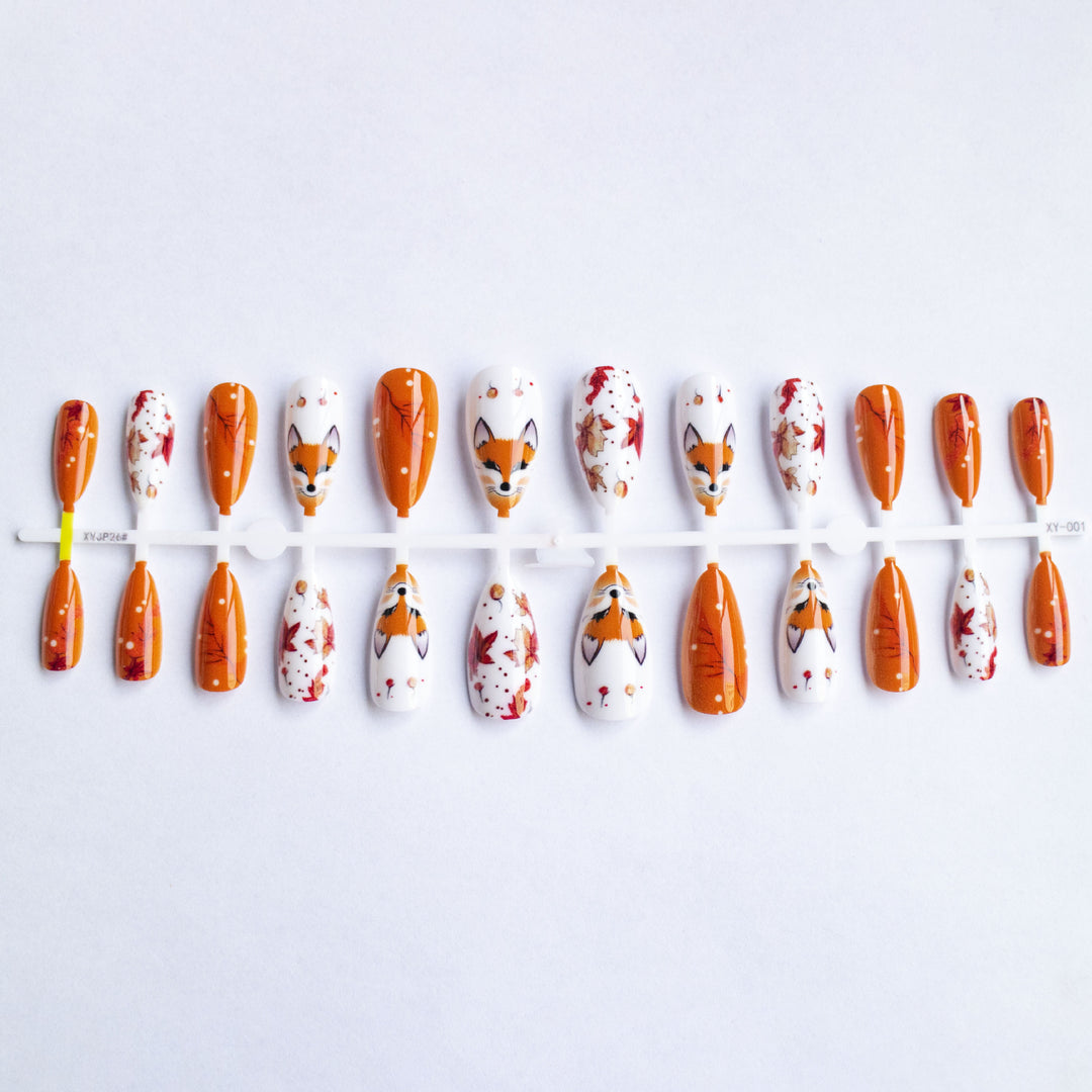 Fox-Themed Artistic Nail Art