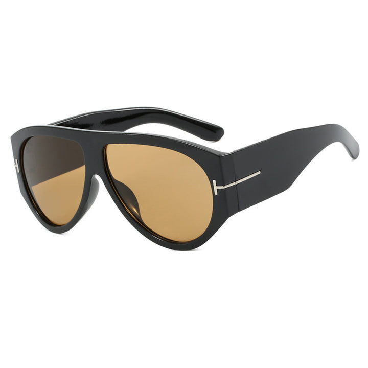 Ladies elegant sunglasses in striking design Stornfield