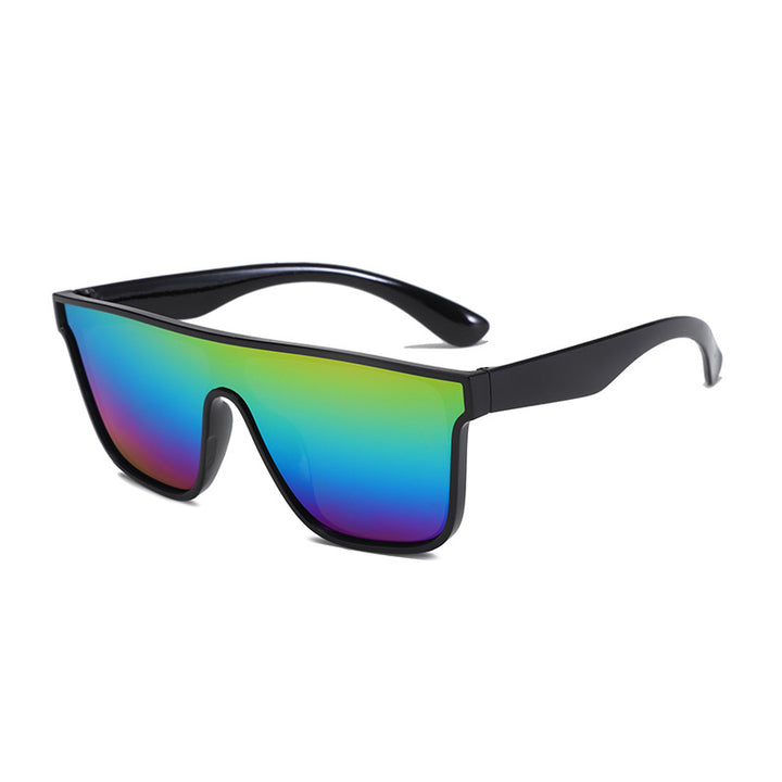 Women's sporty sunglasses with wide frame and polarized lenses Stornfield