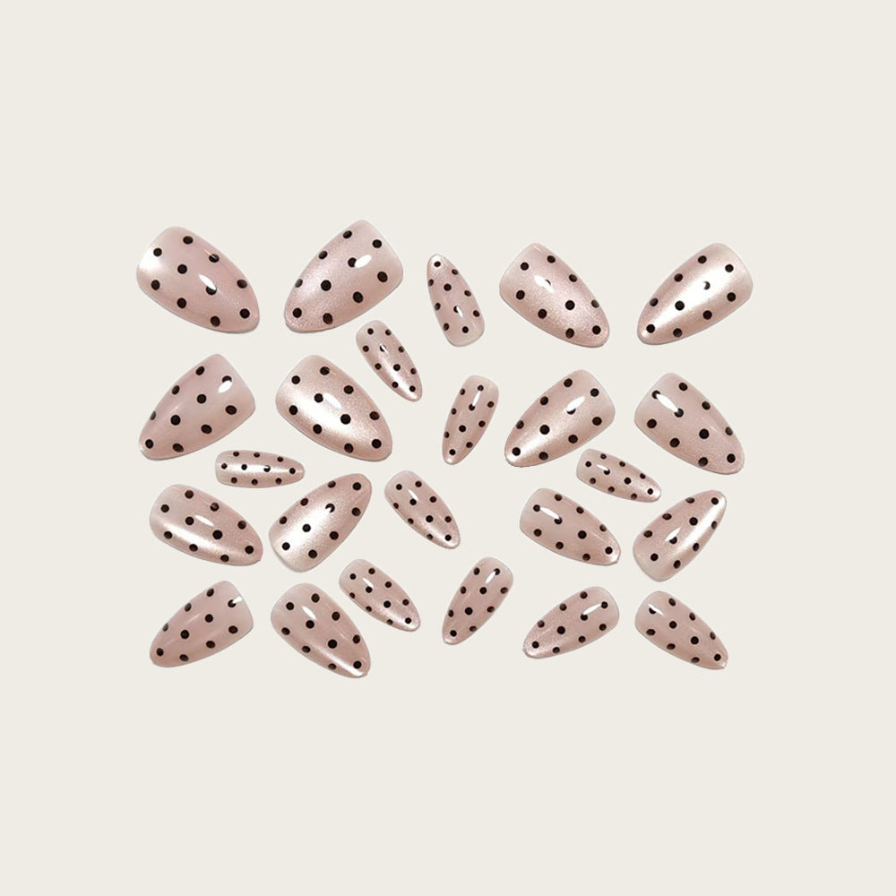 Art Nails in Elegant Polka Dot Design Stornfield