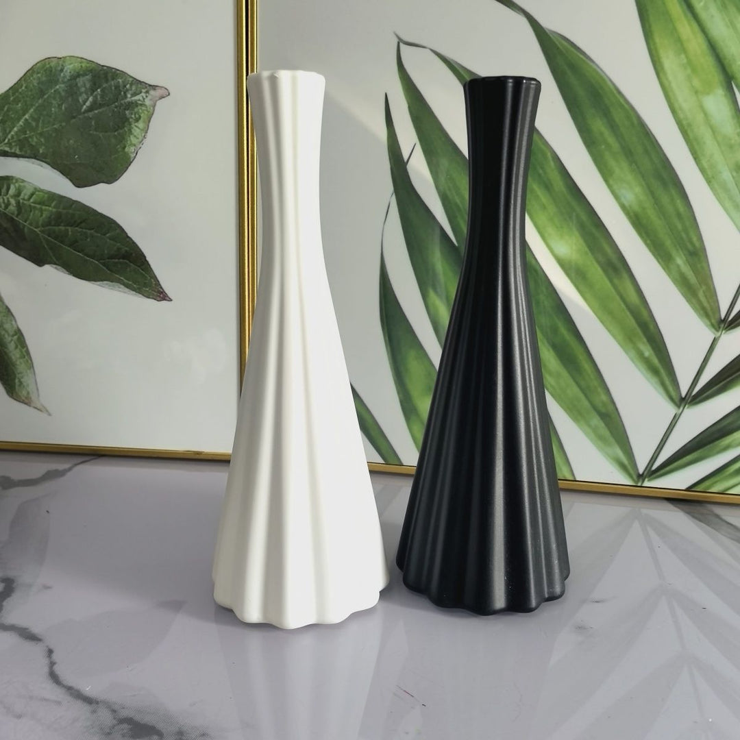 Modern Textured Decorative Vase Stornfeild