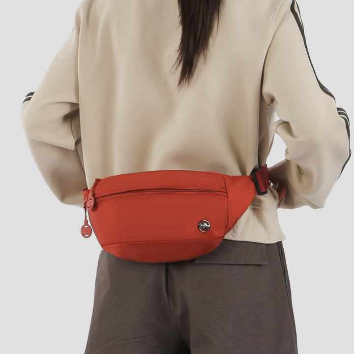 Adjustable Travel Belt Bag Stornfield
