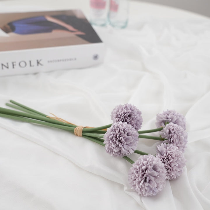 Elegant Floral Bouquet Stem