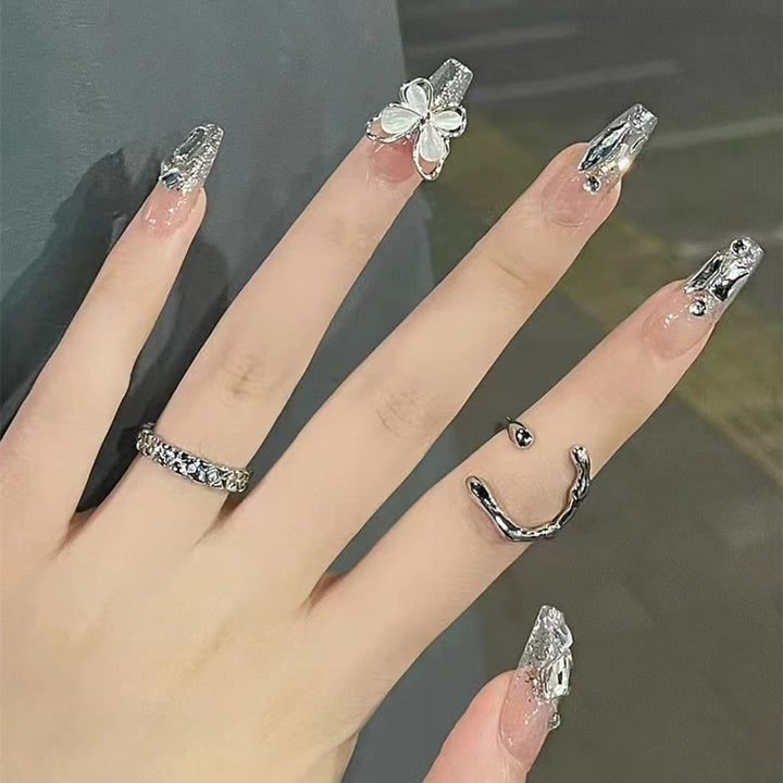Artificial nails with glamorous accents Stornfield
