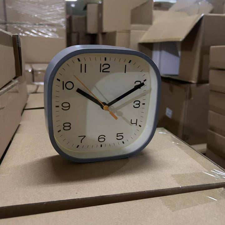 Table clock in modern and minimalist design Stornfield