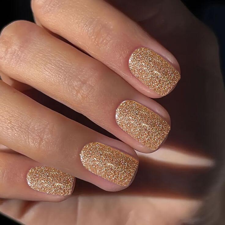 Glittery Press-On Nail Set Stornfield