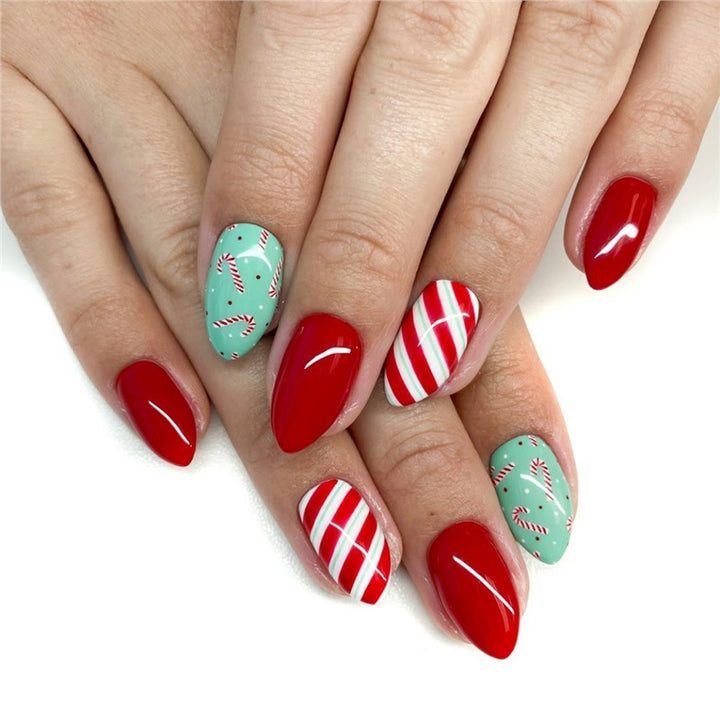 Festive Holiday Nail Art Stornfield