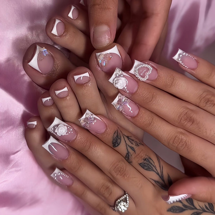 Floral Embellished Nail Art Set Stornfield