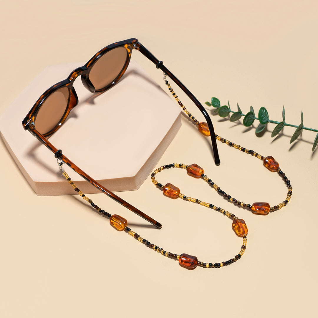 Elegant Artisan Beaded Eyewear Chain Stornfield