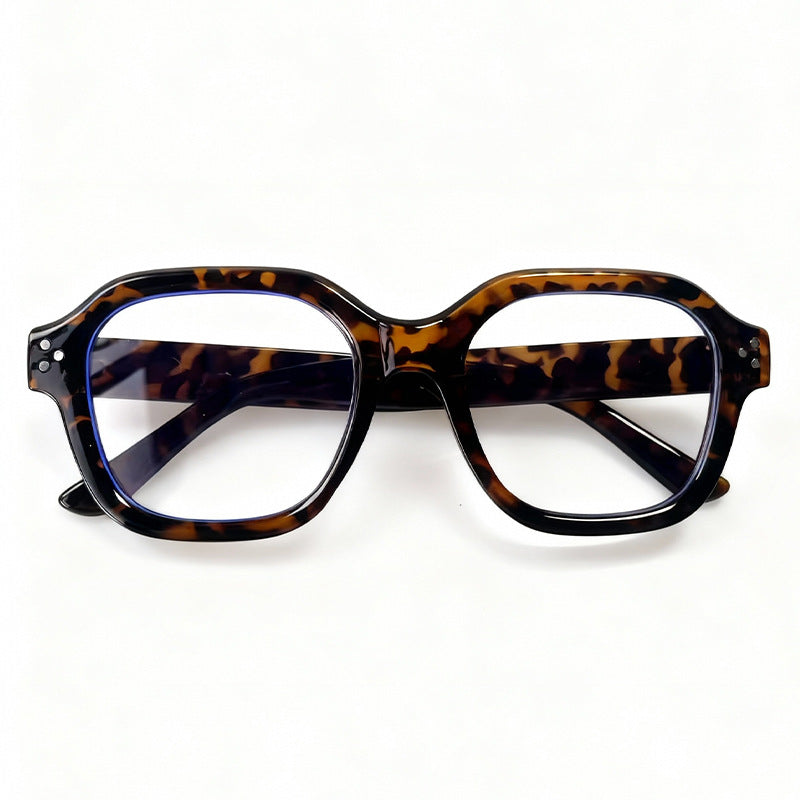 Elegant Oversized Square Frame Sunglasses Stornfield