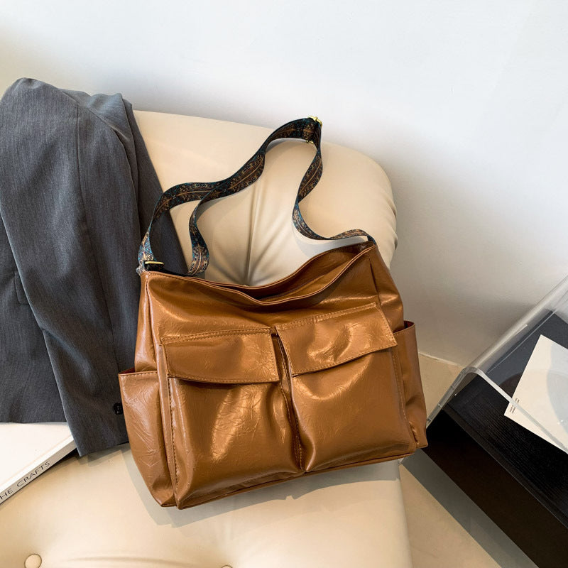 Chic Metallic Handbag Stornfield