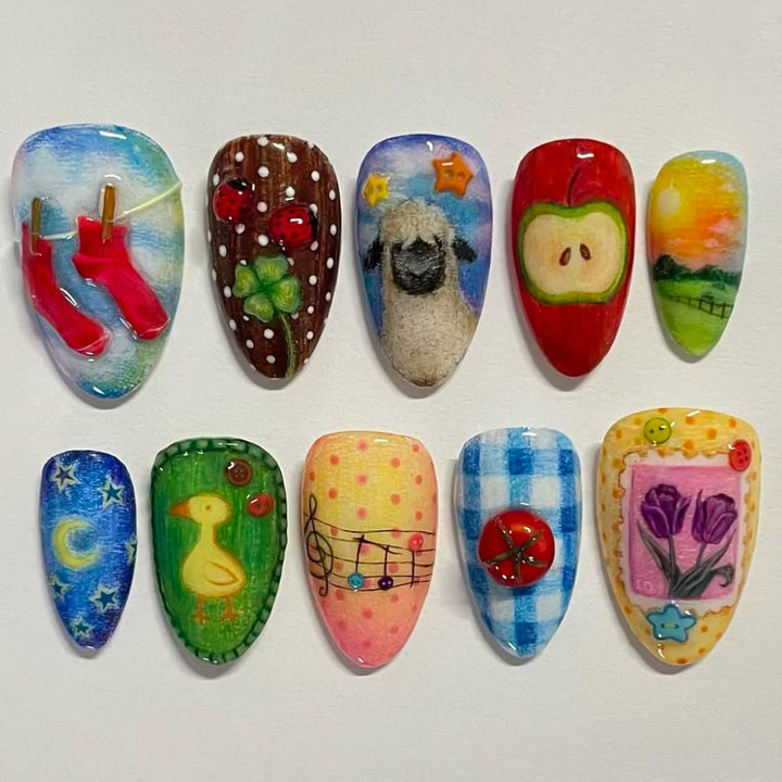 Artistic Ocean-Themed Press-On Nail Art Stornfield