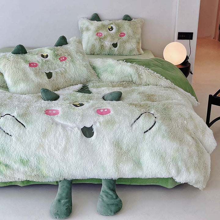 Cozy plush bedding set with 3D ears, heart-shaped eye appliqué, and extra soft microfiber fluff