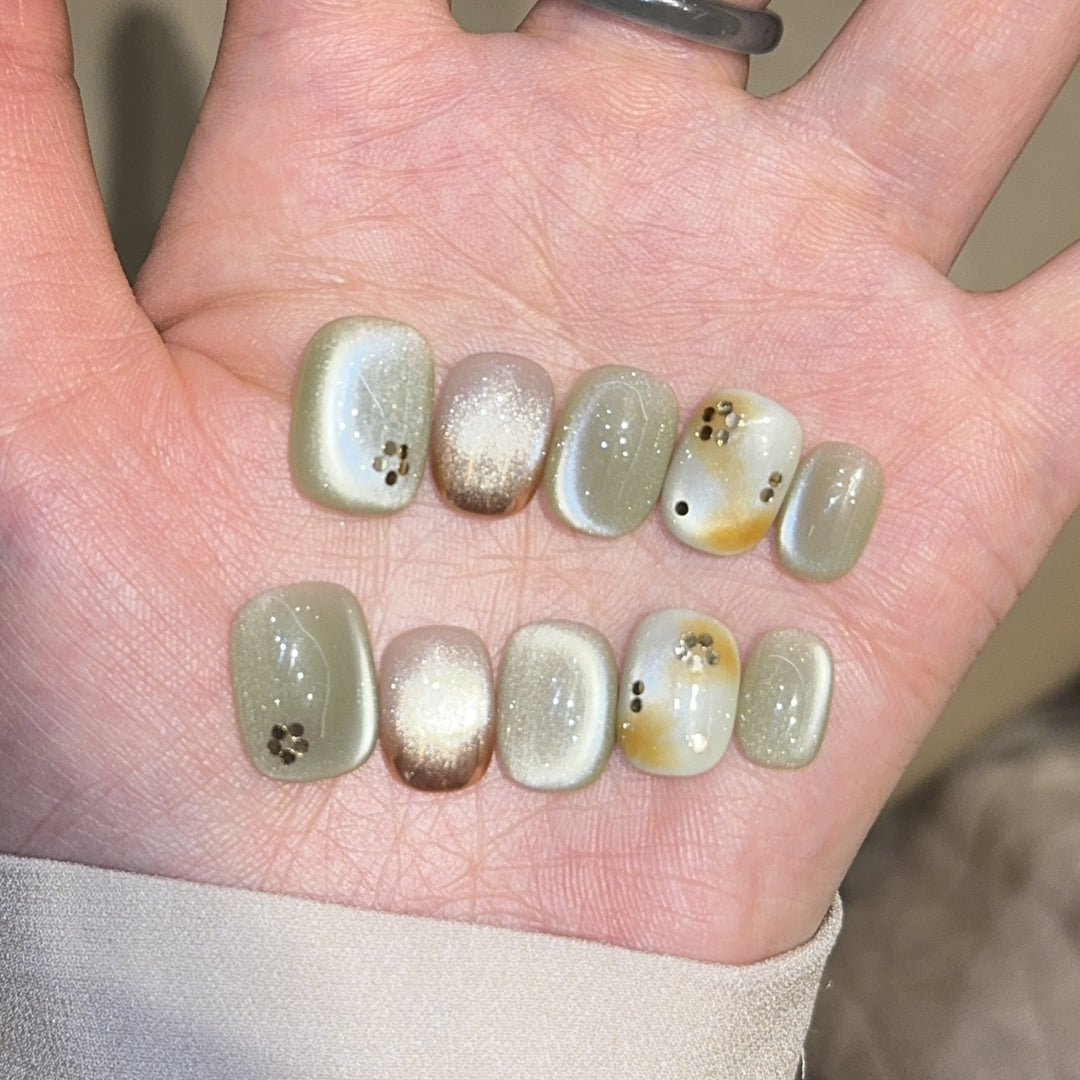 Artificial nails with modern accents Stornfield