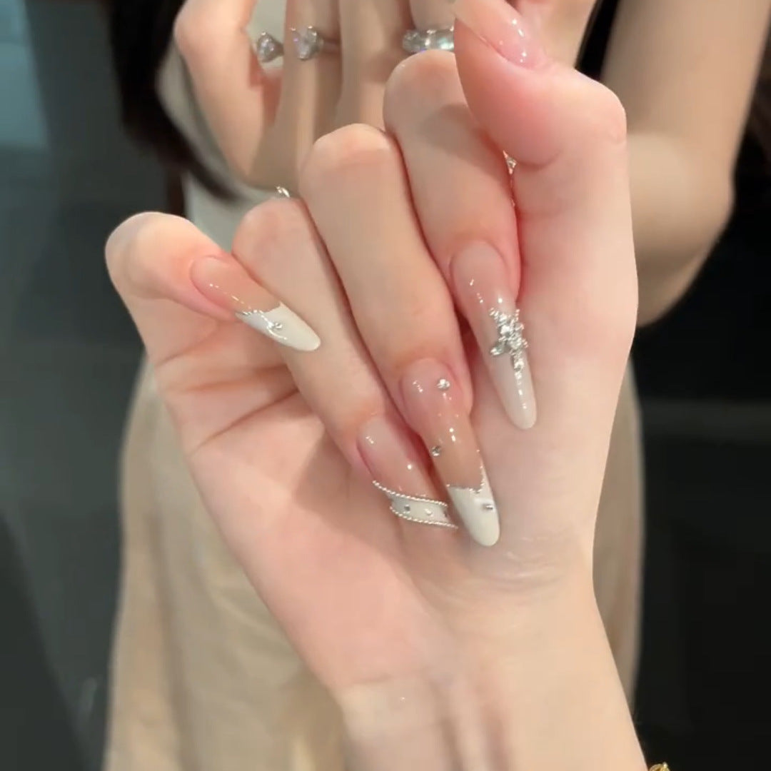 Glamorous Nail Art Stornfield