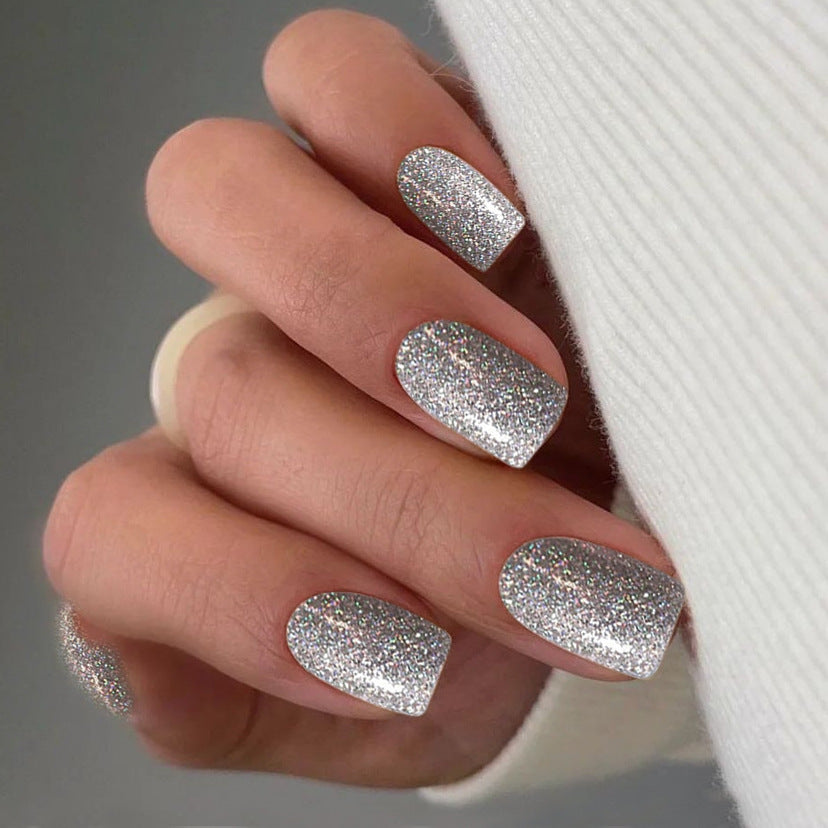 Glittering Press-On Nail Tips Stornfield