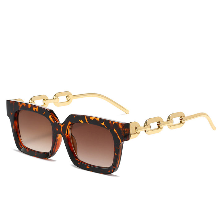 Women's fashionable sunglasses with unique chain element Stornfield