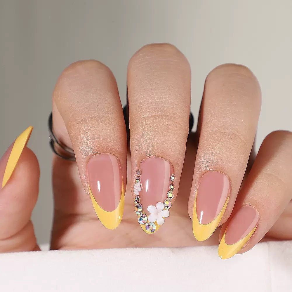 Artificial nail set with elegant French design and 3D flower decorations Stornfield