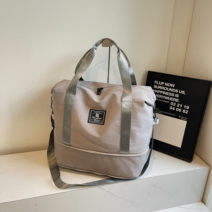 Multifunctional Tote Bag With Spacious Design Stornfield