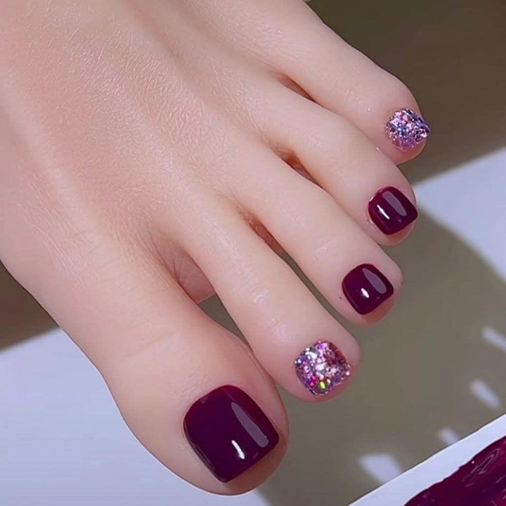 Artificial nails for foot care Stornfield